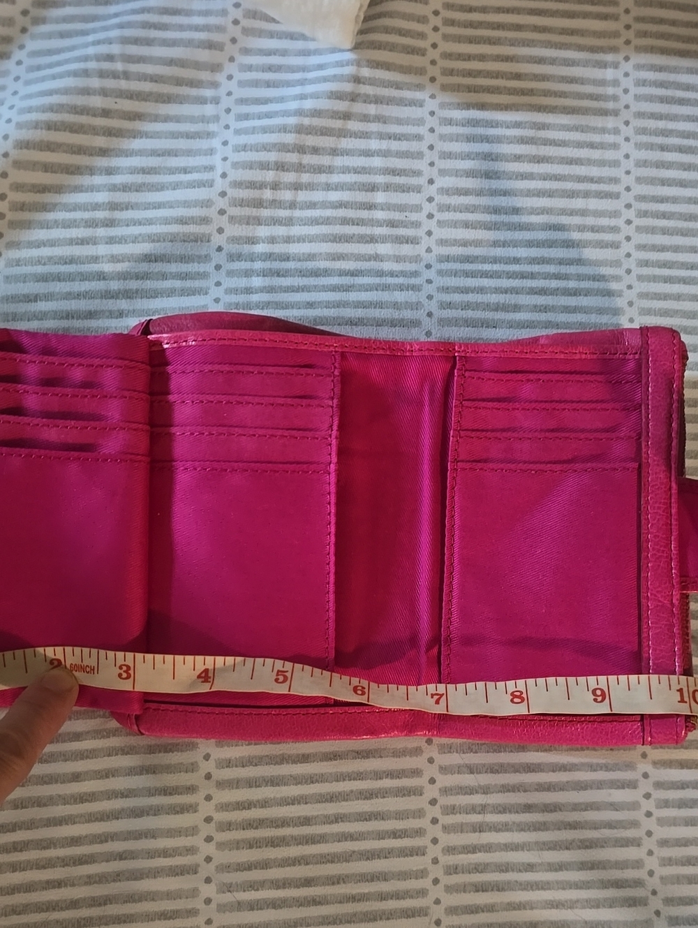 Fossil Fuscha Pink Leather Compact Wallet - Picture 8 of 8